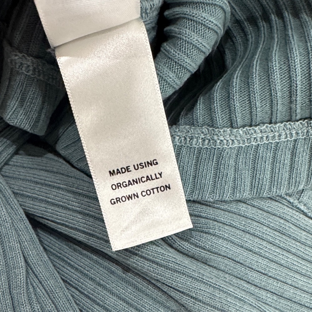 Citizens Of Humanity Ribbed V-Neck Button Cardigan in Dusty Teal - Picture 14 of 16
